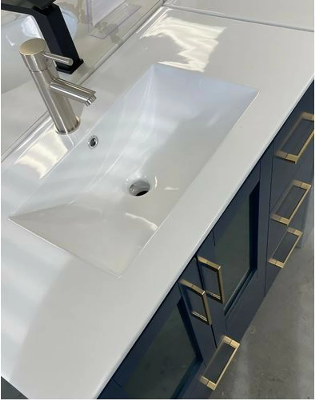 Royal Luxe 40 Inch Navy Blue Bathroom Vanity 5 Royal Luxe 40 Inch Navy Blue Bathroom Vanity - Image 3