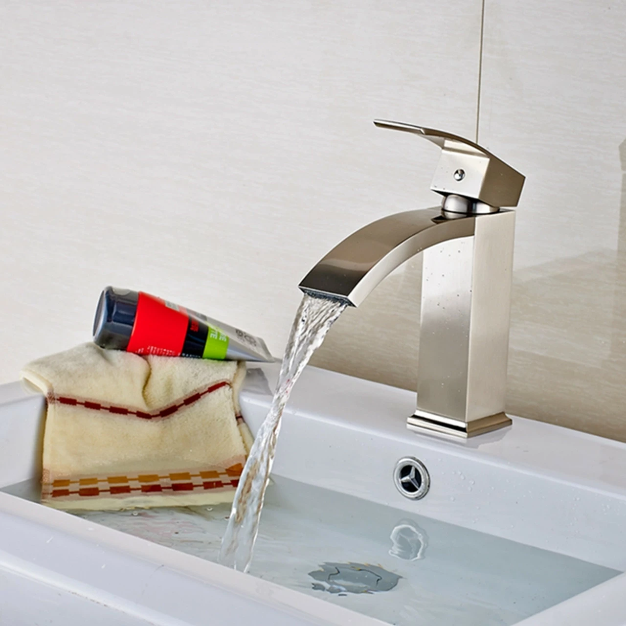 Nimo Fall Single Handle Lav Faucet Brushed Nickel 3 Nimo Fall Single Handle Lav Faucet Brushed Nickel